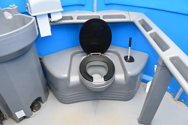 Best Restroom trailer rental cost  in Sauk Centre, MN